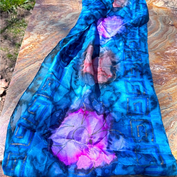 Greek designer inspired 100% silk scarf - Picture 1 of 8